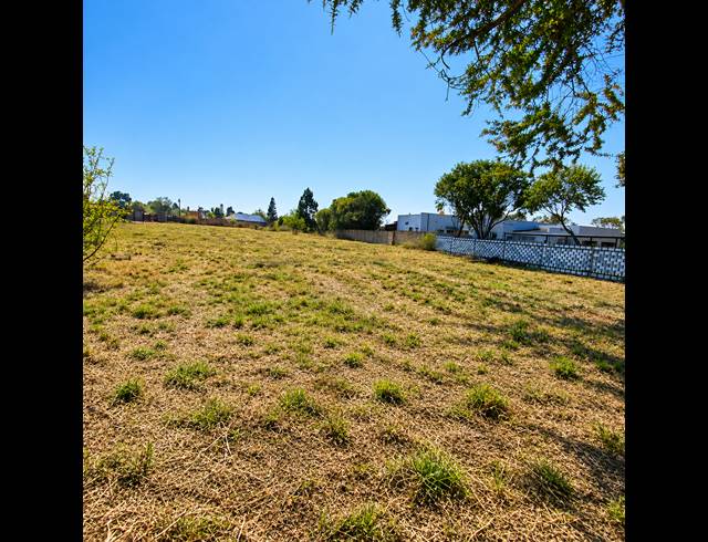 2,649M² VACANT LAND FOR SALE IN HENLEY ON KLIP